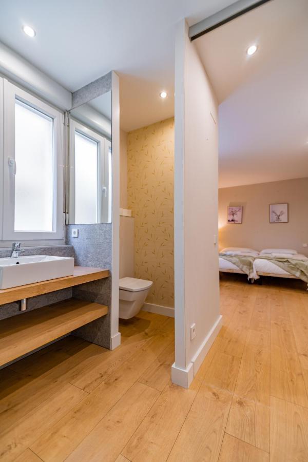 Junto Al Ayuntamiento De Appartement